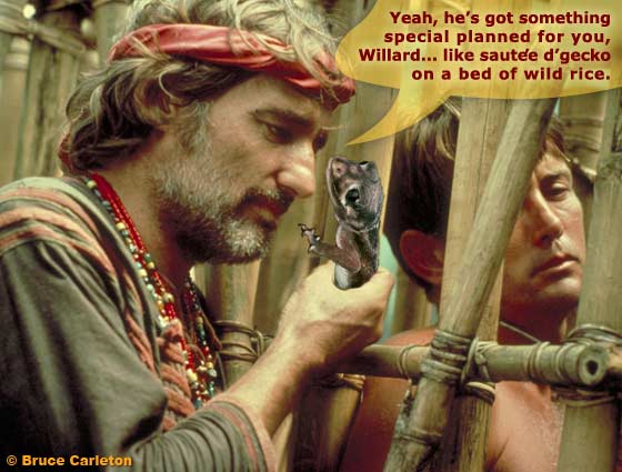 Dennis Hopper thrteatening Marin Sheen with the lizard special on Le Thanh Ton St., Saigon